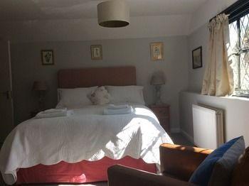 The Old Vine Inn Wadhurst Экстерьер фото